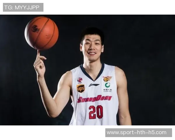 费迪南德强调卢克肖健康是首选约罗海文需老将指导助成长