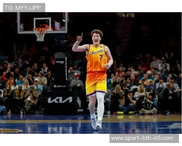 克尼佩尔逆袭登顶新秀榜埃奇库姆紧随其后哈珀强势入围新秀行列 克尼佩尔逆袭登顶新秀榜埃奇库姆紧随其后哈珀强势入围新秀行列